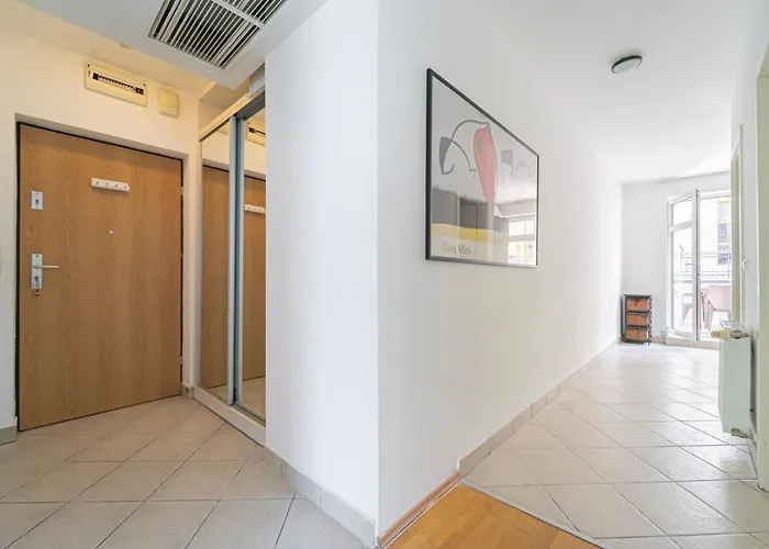 Daire With Parking&terrace Budapeşte