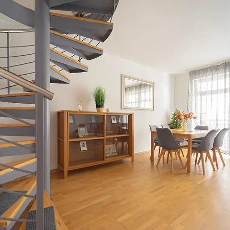 Appartement With Parking&terrace Budapest