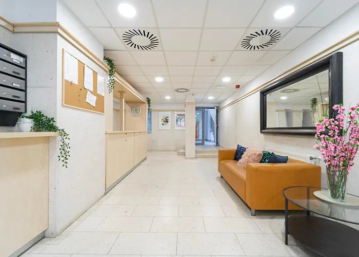 With Parking&terrace דירה *